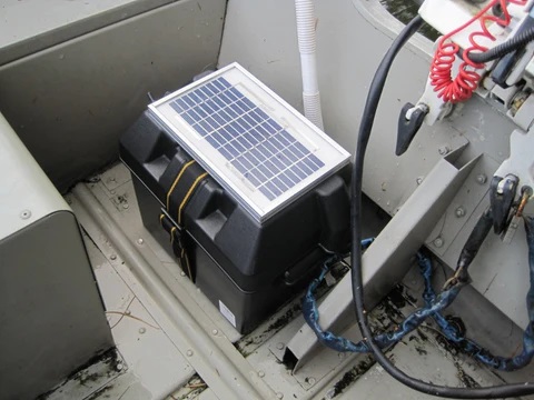 solar power bilge pump installations